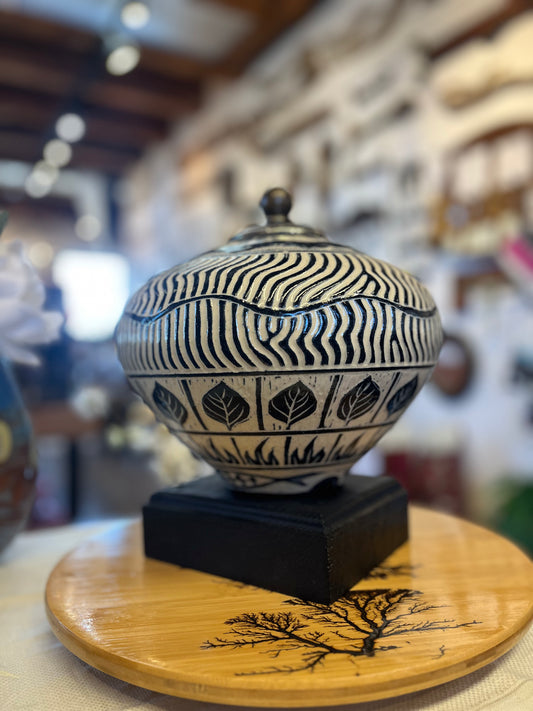 Sgraffito Stoneware | Lidded Vessel