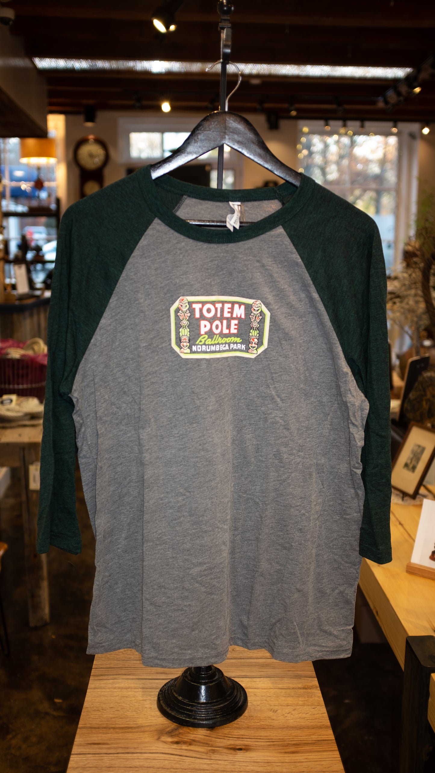Totem Pole Ballroom | Three-quarter sleeve - Unisex