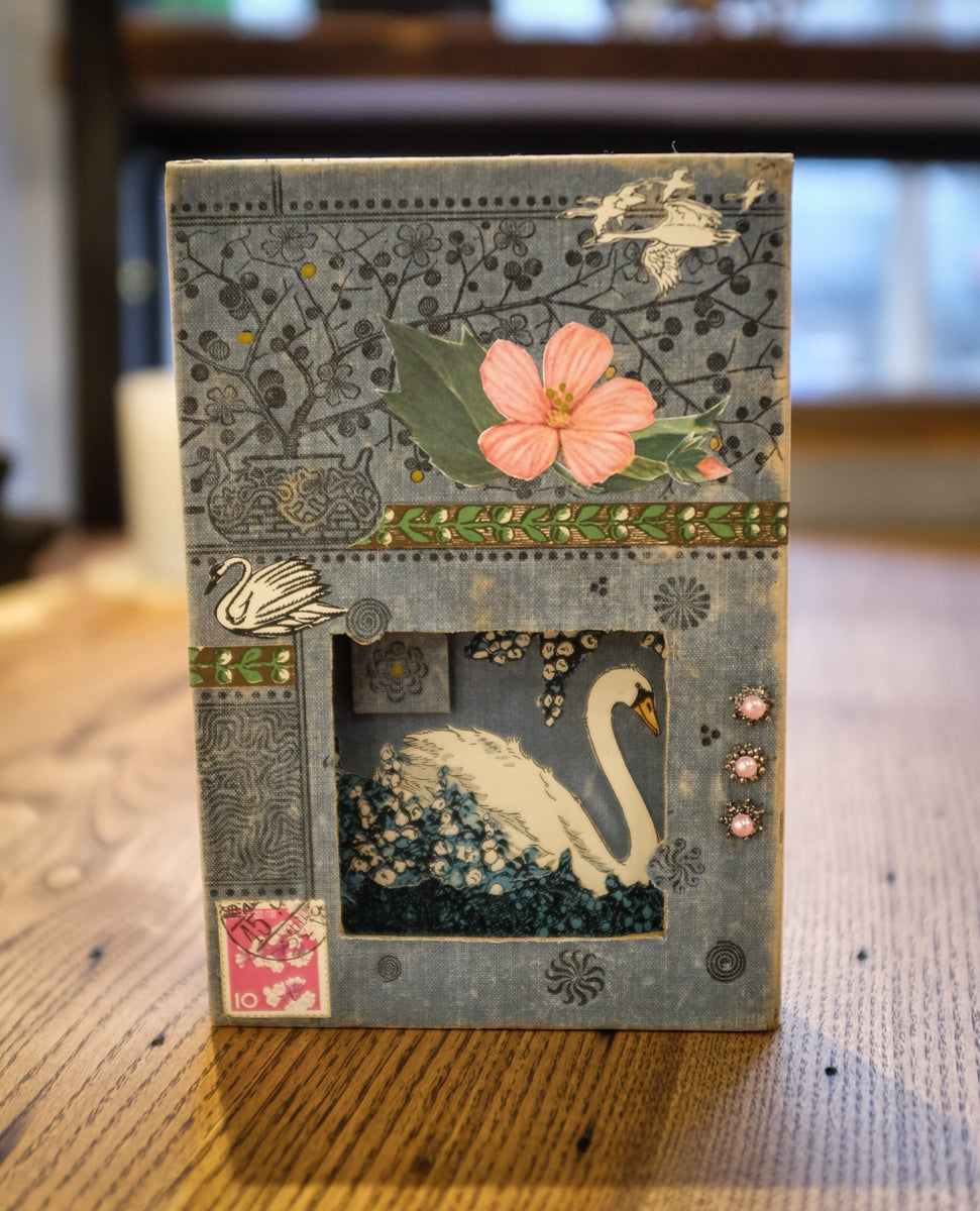 Vintage Book Cover Art | Andrea Maginnis