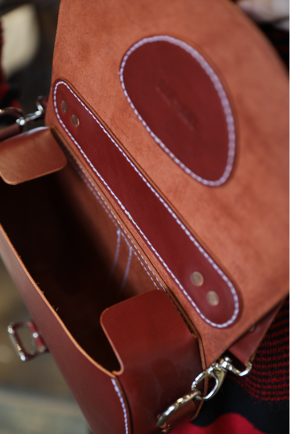 Handcrafted Leather Bag | Oak & Awl | Circle