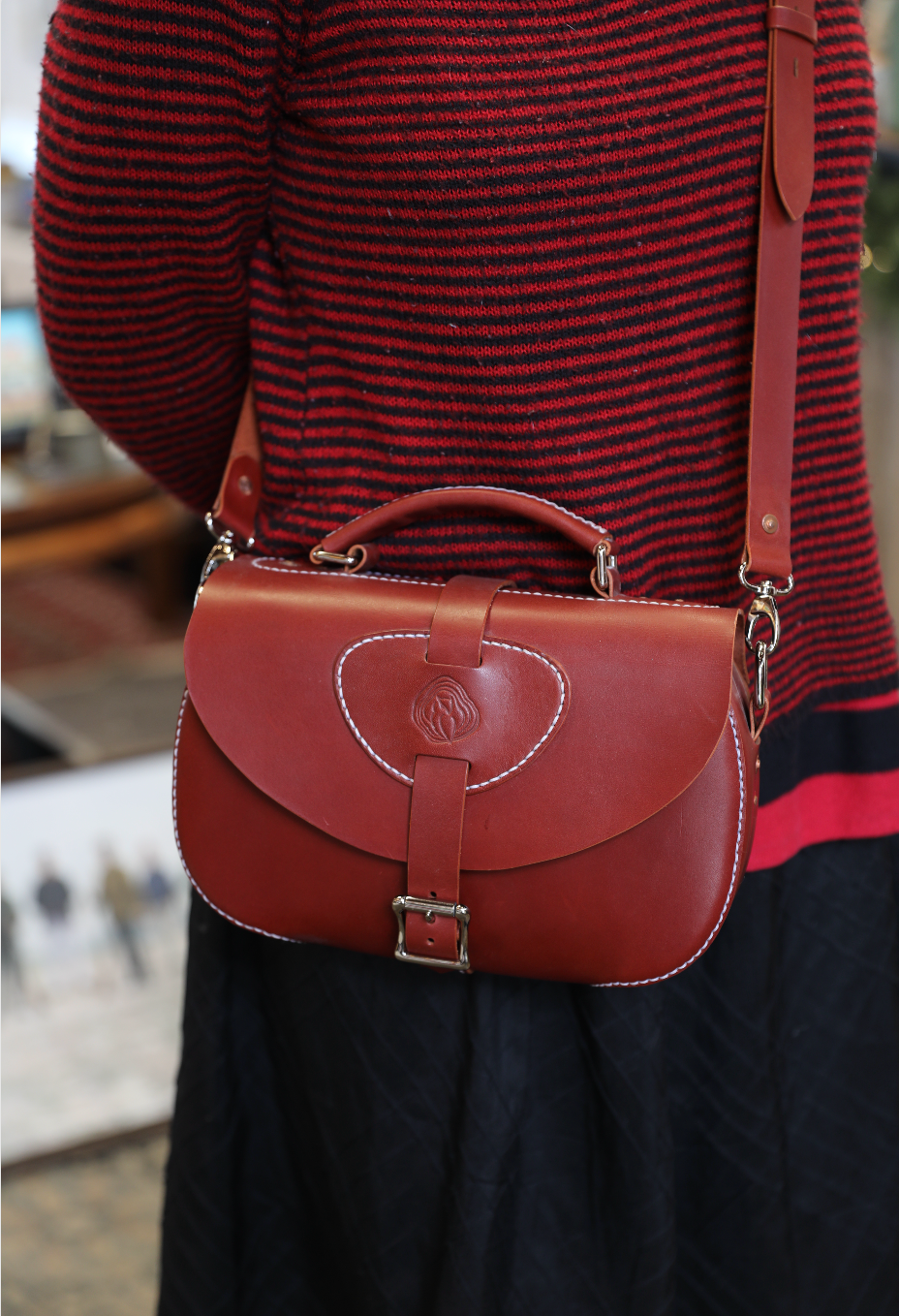 Handcrafted Leather Bag | Oak & Awl | Circle