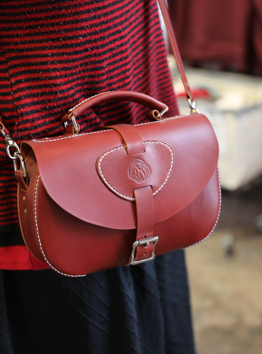 Handcrafted Leather Bag | Oak & Awl | Circle