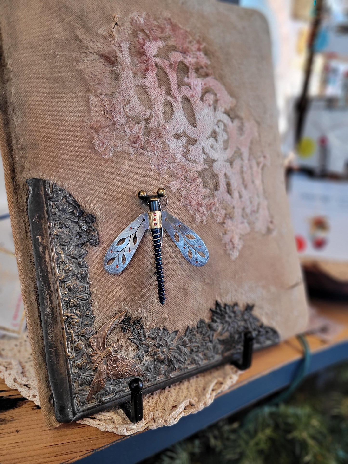 Winged Nut Pin | Chickenscratch