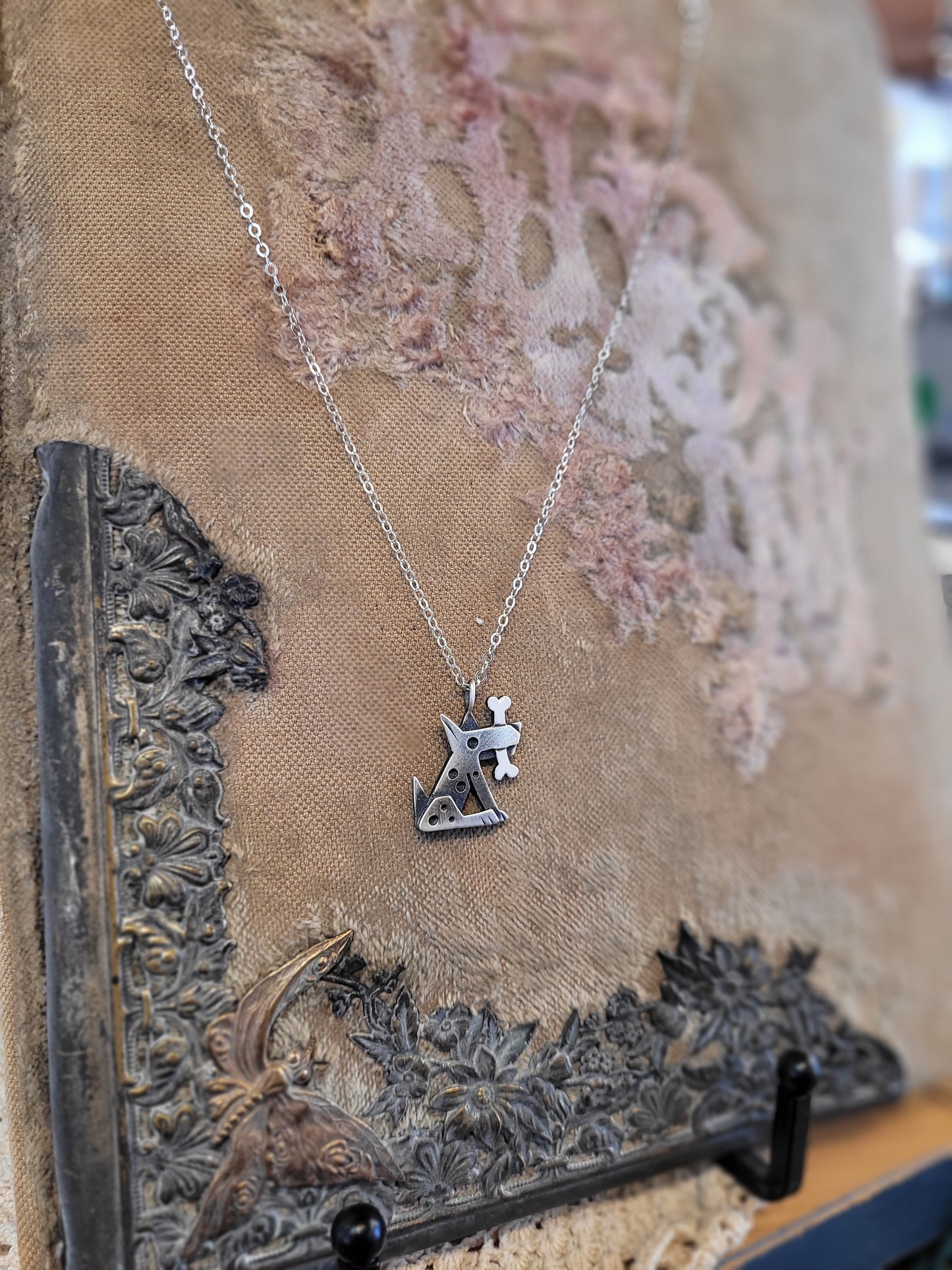 Fido Silver Pendant | Chickenscratch